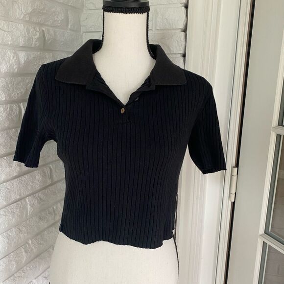 For Days Black Button-up Ribbed Crop Top - Picture 1 of 4